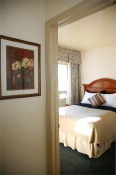 Red Arrow Inn & Suites, A Travelodge By Wyndham Монтроз Екстер'єр фото